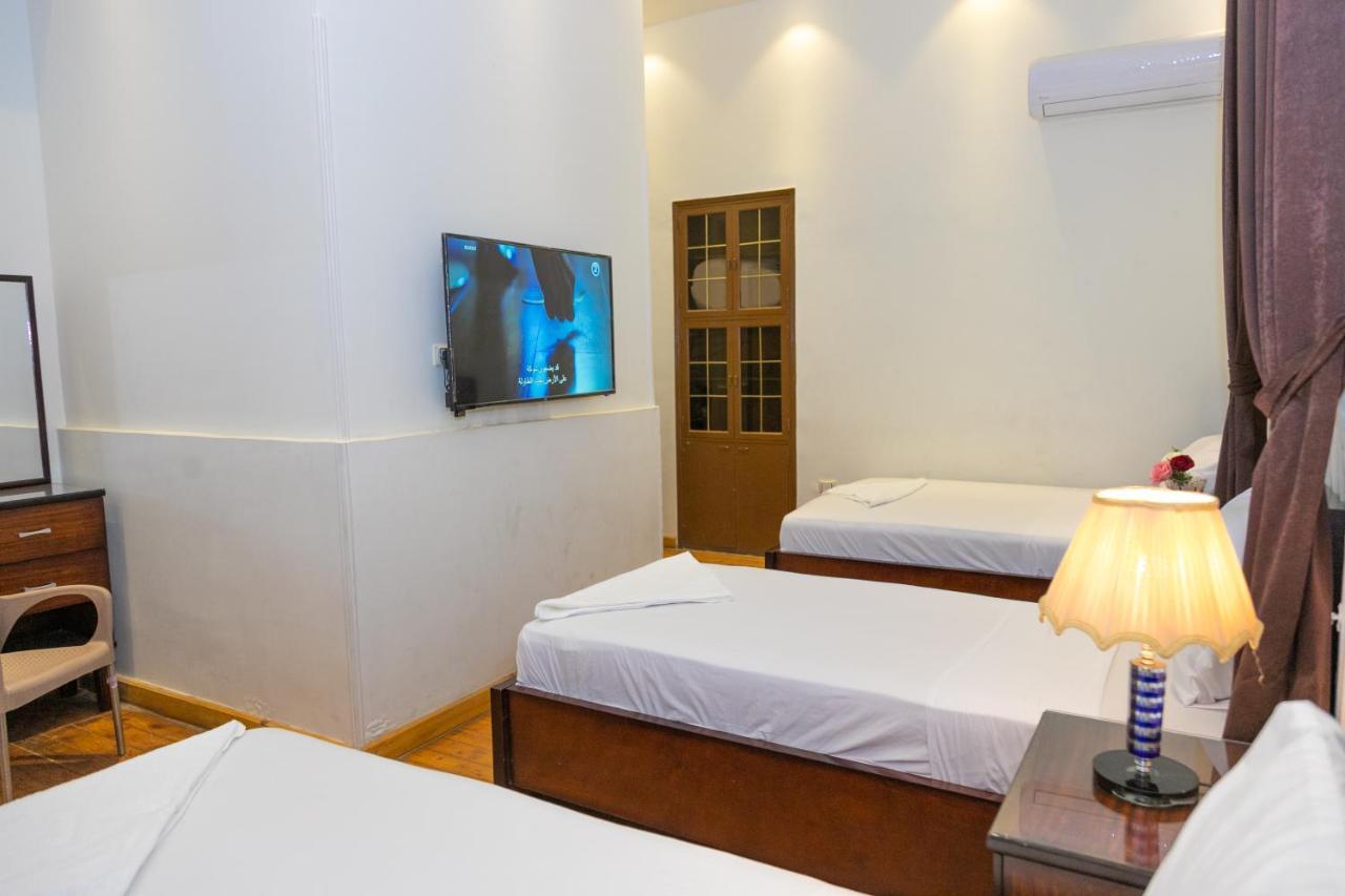 Regency 2*